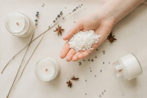 DIY: Tworzenie świec zapachowych w domu
